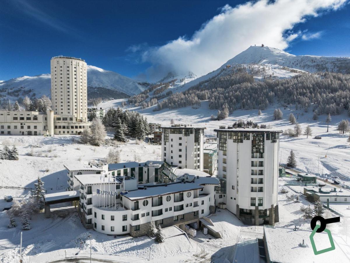 Hotiday Hotel سيستريير المظهر الخارجي الصورة