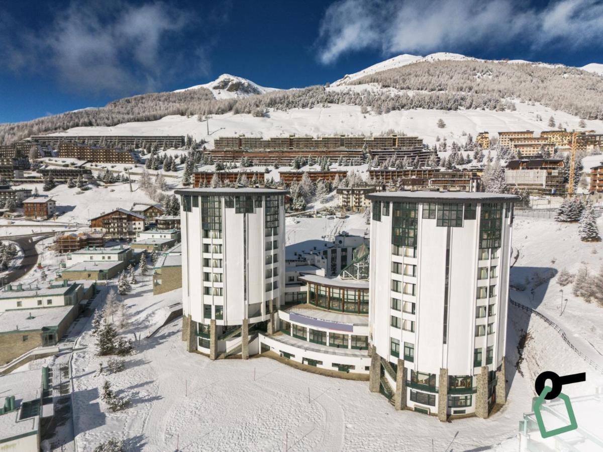 Hotiday Hotel سيستريير المظهر الخارجي الصورة