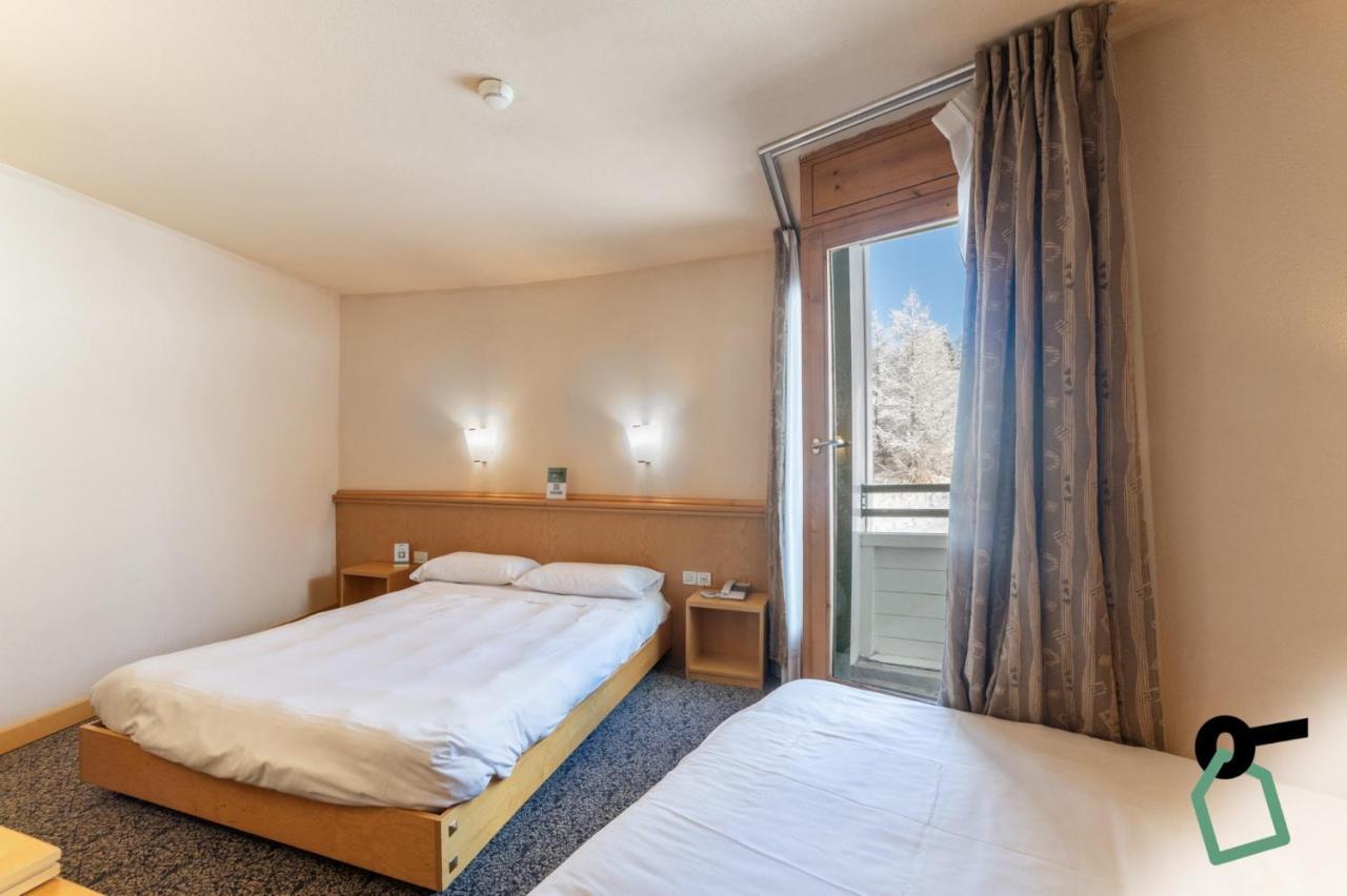 Hotiday Hotel سيستريير المظهر الخارجي الصورة