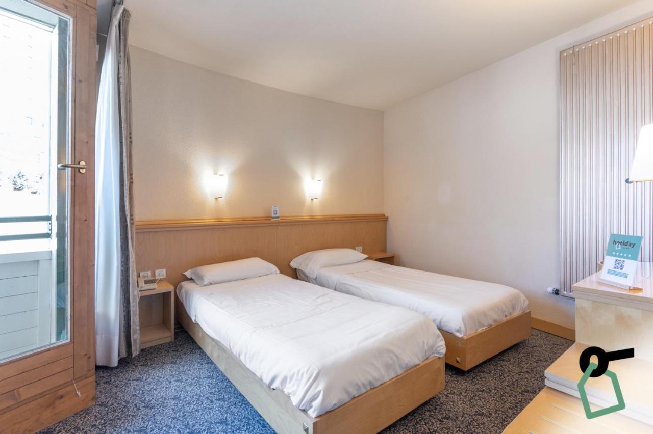 Hotiday Hotel سيستريير المظهر الخارجي الصورة